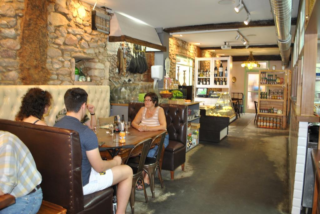 Hostal Kukia Noia Exteriér fotografie